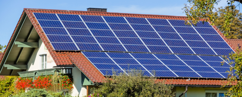 Funktion einer Solaranlage - Geßner Haustechnik Dresden